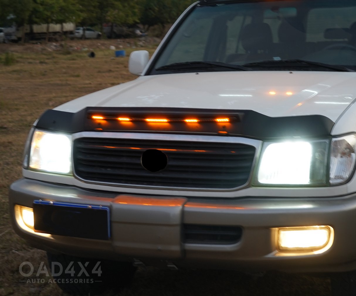 Bonnet Protector with LED Lights for Toyota LandCruiser 100 1998-2007