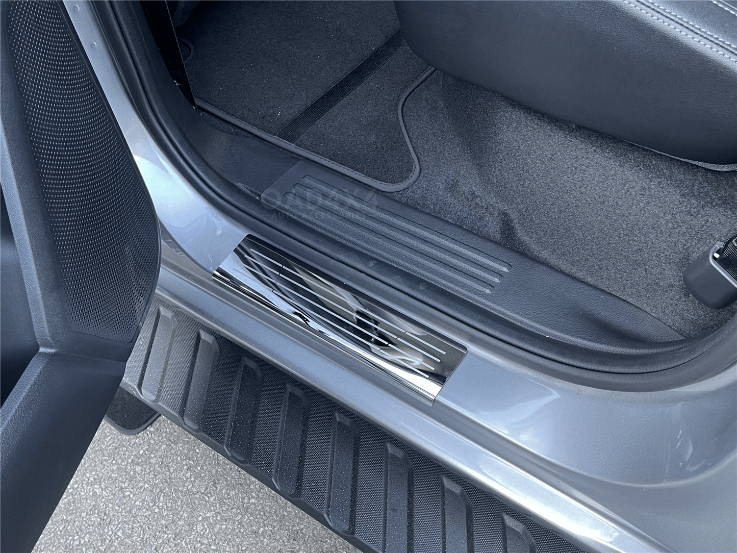 Double-Layer Car Floor Mats & Door Sills Protector for Ford Ranger Next-Gen Dual Cab 2022-Onwards