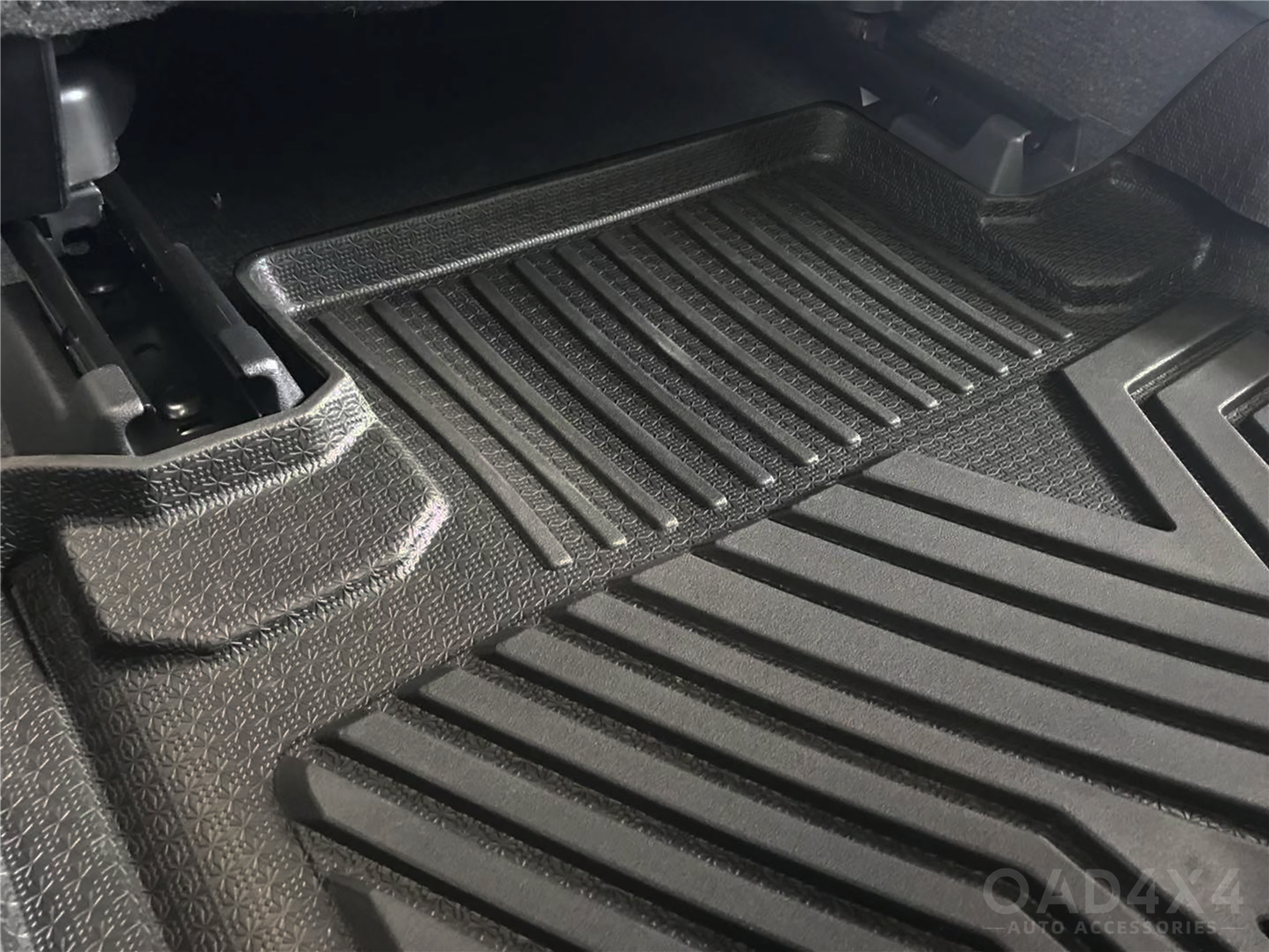 5D TPE Car Floor Mats for Toyota Hilux Auto Transmission Dual Cab 2015-2024