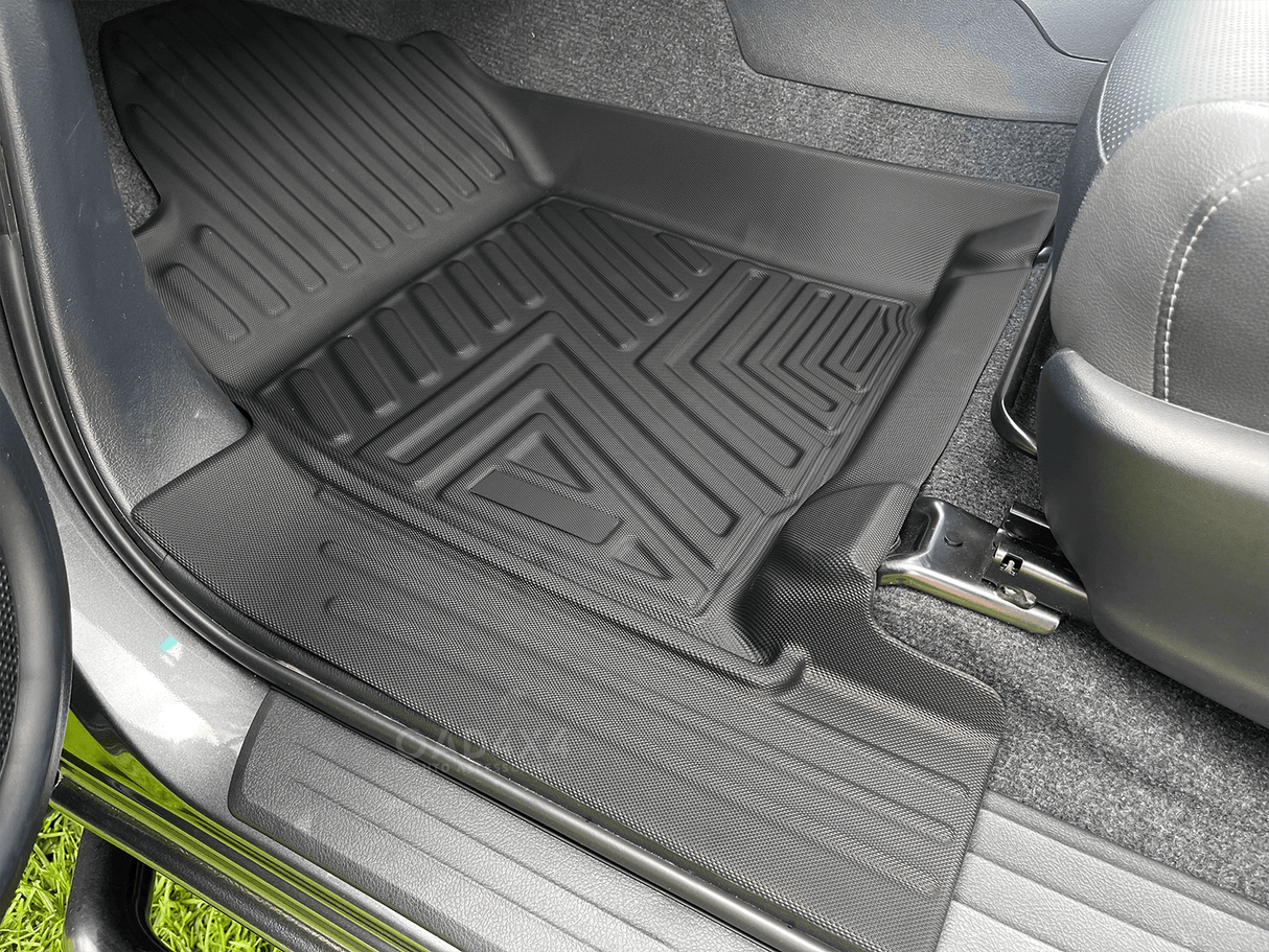 5D TPE Car Floor Mats for Toyota Hilux Manual Transmission Dual Cab 2015-2024