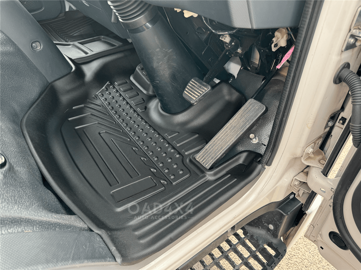 5D TPE Car Floor Mats for ISUZU N Series NNR 2018-Onwards