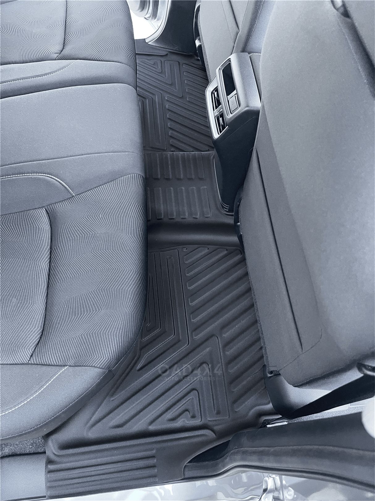 Floor Mats & Door Sill Protector for ISUZU D-MAX Dual Cab 2020-Onwards